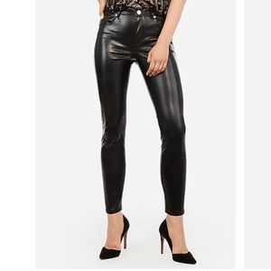 ♥️ NWT Express Faux Leather High Wasted Pants